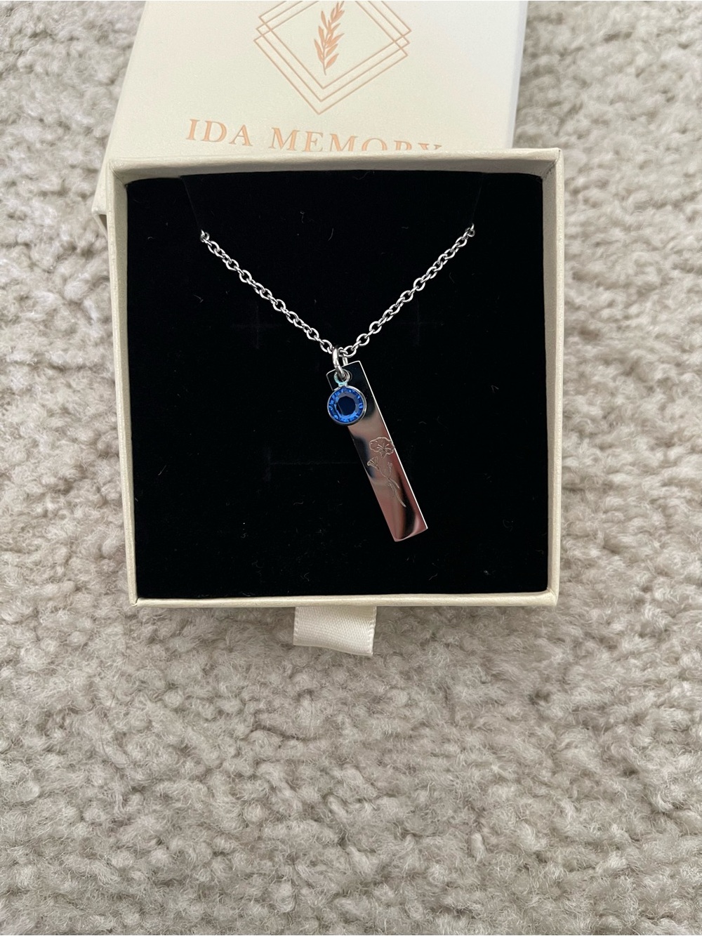 IDA MEMORY Silver Necklace with September Birthstone and Flower